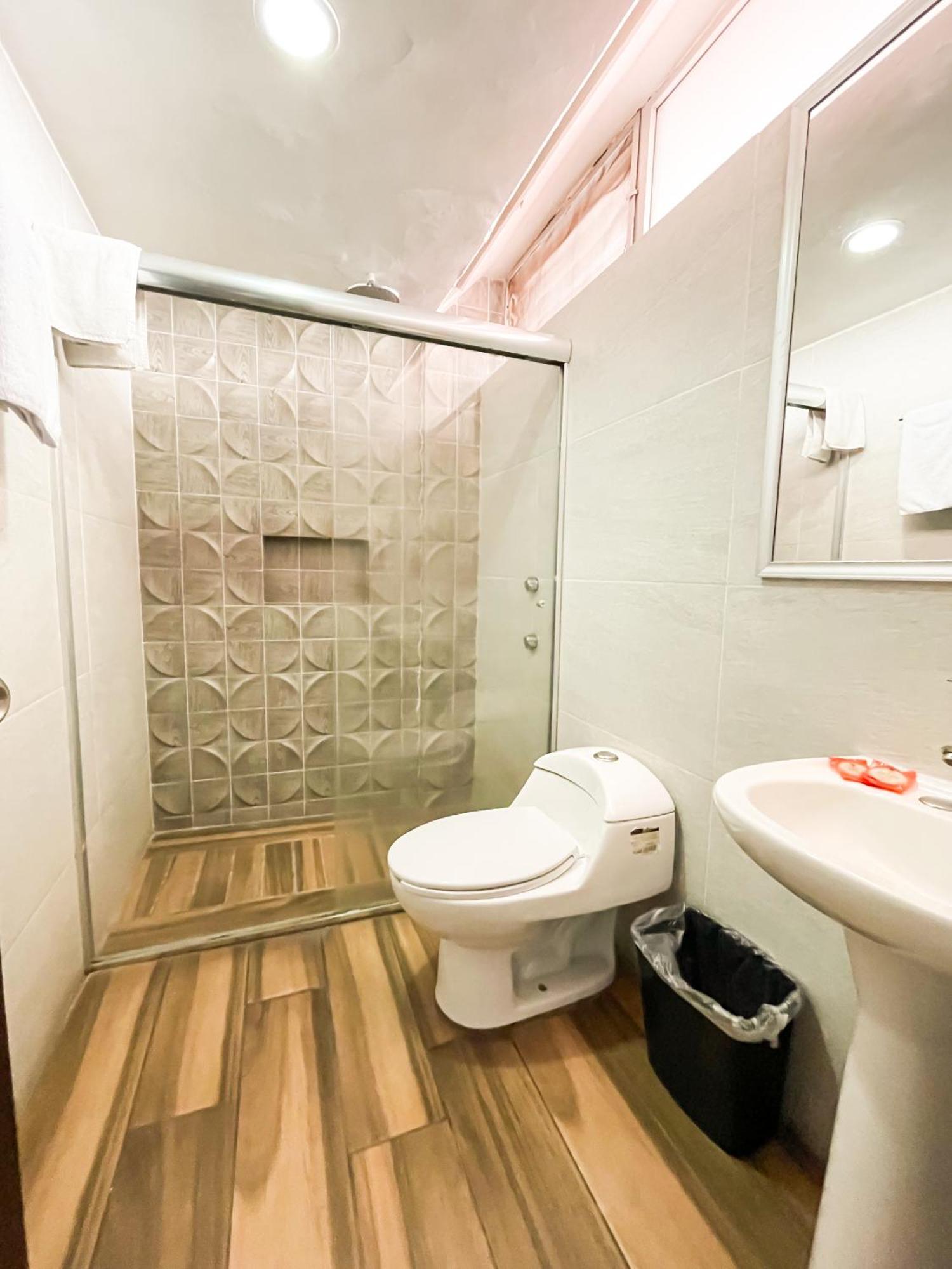 Hotel Expo Plaza Business And Family Guadalajara Zapopan Luaran gambar